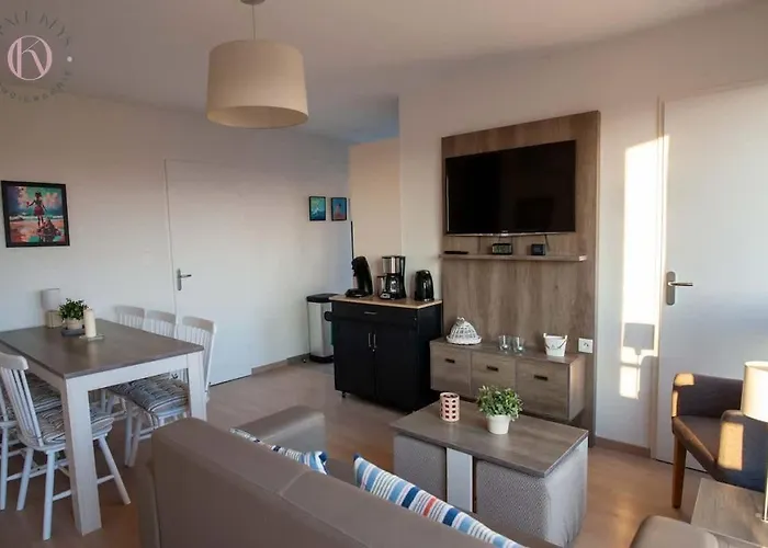 Les Sirenes Contentes - 300 M - Terrace - 2 Bedrooms & Area