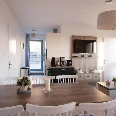 Les Sirenes Contentes - 300 M - Terrace - 2 Bedrooms & Area *